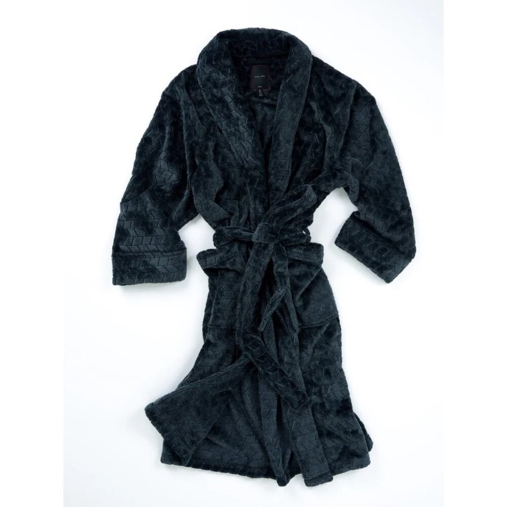 Daniel Buchler Plush Tiled Heather Jacquard Robe in Charcoal
